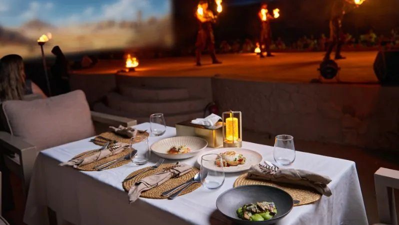 vip-gourmet-dinner-with-live-show-noble-life-desert-camp.webp