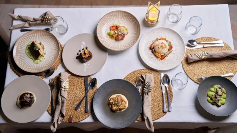 chefs-set-menu-noble-life-vip-desert-dining-experience.webp